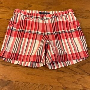 Columbia sportswear company modern fit size 8 plaid shorts